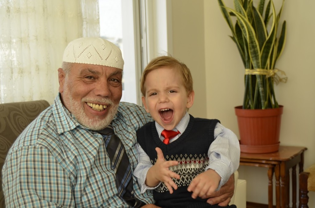 Sami Pehlivan torunuyla evde